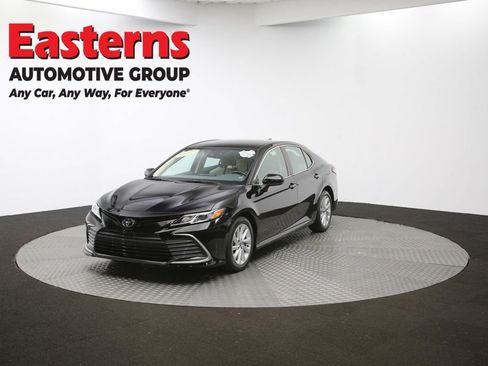 Used 2023 Toyota Camry LE image 52