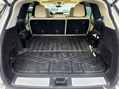 Used 2023 INFINITI QX60 Luxe AWD/4WD image 12