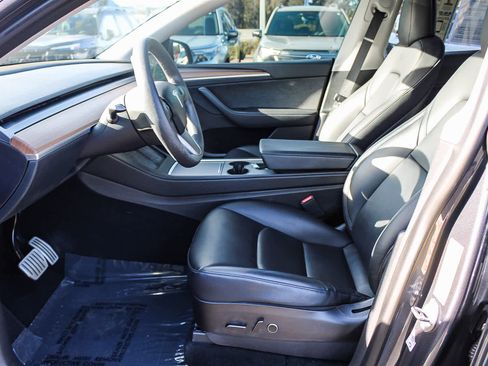 Used 2023 Tesla Model Y Performance image 16