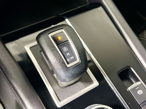 Used 2023 Mitsubishi Outlander ES image 25