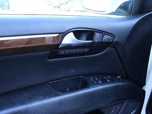 Used 2009 Audi Q7 TDI Premium Plus AWD/4WD image 9