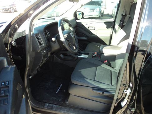 Used 2022 Nissan Frontier S w/ Technology Package image 12