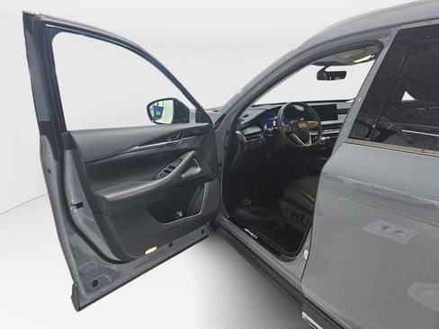 Used 2025 INFINITI QX60 Sensory AWD/4WD image 19