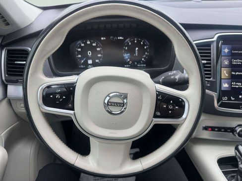 Used 2017 Volvo XC90 T6 Momentum w/ Vision Package AWD/4WD image 23