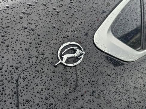 Used 2014 Chevrolet Impala LT w/ Convenience Package image 18