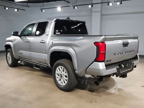 New 2026 Toyota Tacoma SR5 AWD/4WD image 5