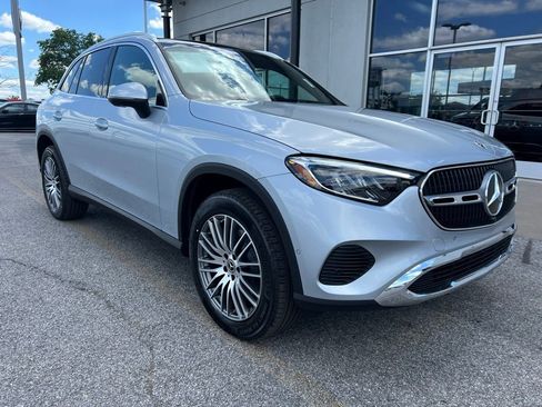 Certified 2025 Mercedes-Benz GLC 300 GLC 300 image 3