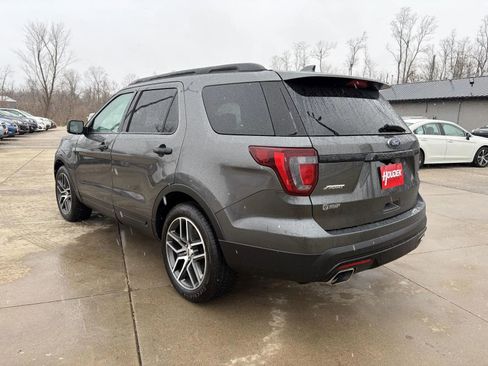 Used 2017 Ford Explorer Sport image 6