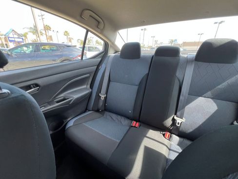 Used 2025 Nissan Versa SV FWD image 44