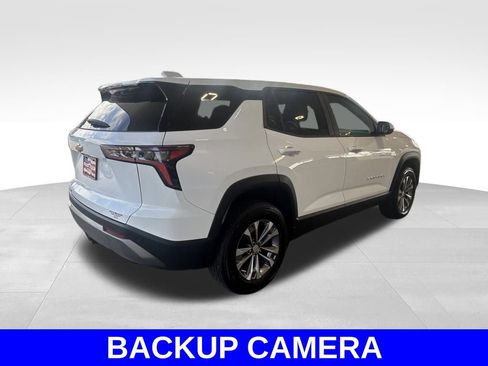 Used 2025 Chevrolet Equinox LT image 4