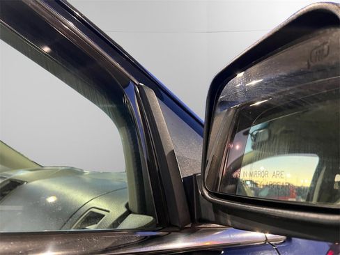 Used 2008 Ford Edge Limited image 13