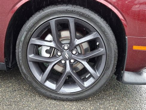 Used 2023 Dodge Challenger R/T w/ Blacktop Package image 8