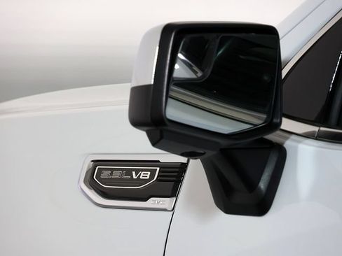 Used 2024 GMC Sierra 1500 SLT AWD/4WD image 13