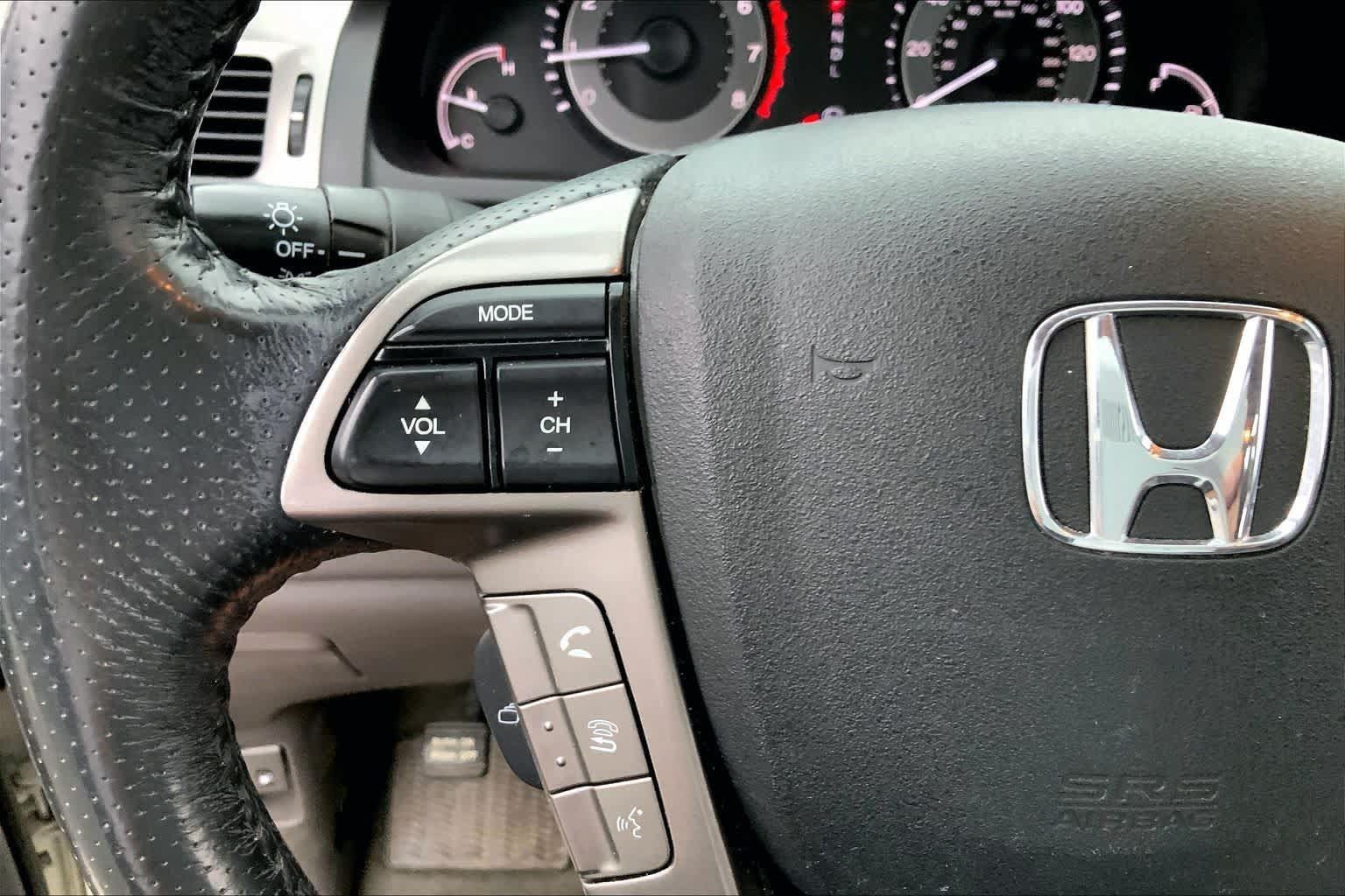 Used 2016 Honda Odyssey Touring image 24