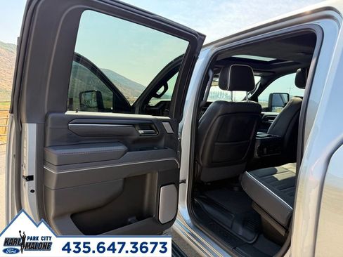 Used 2024 GMC Sierra 2500 AT4X AWD/4WD image 28