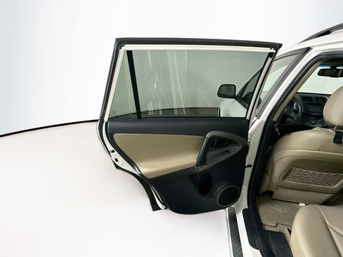Used 2012 Toyota RAV4 Limited w/ Navigation Value Pkg AWD/4WD image 26