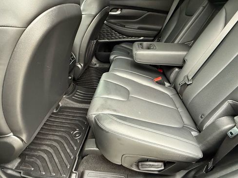 Used 2023 Hyundai Santa Fe SEL Premium image 13