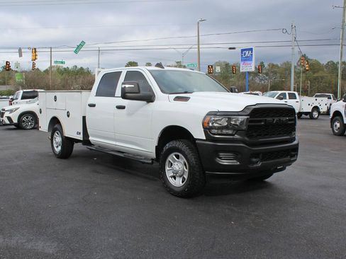 Used 2024 RAM 2500 Tradesman w/ Protection Group AWD/4WD image 8