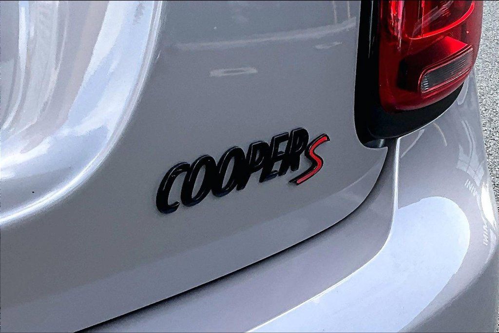 Used 2022 MINI Cooper S FWD image 9