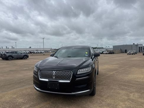 Used 2022 Lincoln Nautilus Reserve w/ Luxury Package FWD image 6