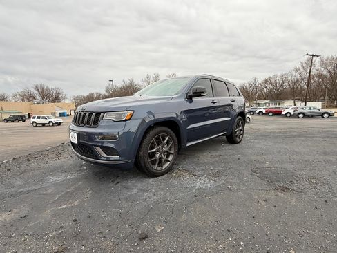 Used 2020 Jeep Grand Cherokee Limited X image 2