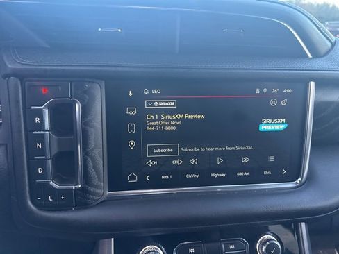 Used 2024 GMC Yukon XL Denali w/ Denali Reserve Package image 18