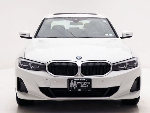 Used 2024 BMW 330i xDrive Sedan w/ Convenience Package image 5