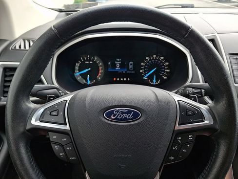 Used 2017 Ford Edge SEL AWD/4WD image 18