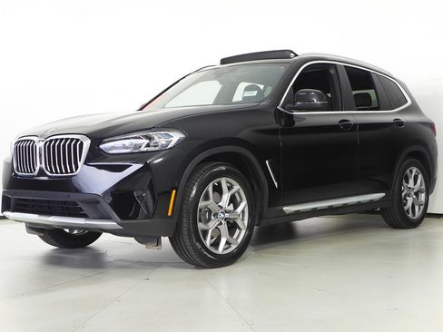 Used 2023 BMW X3 xDrive30i w/ Premium Package AWD/4WD image 2