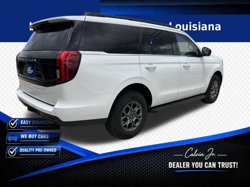 Used 2025 Ford Expedition Active AWD/4WD image 5