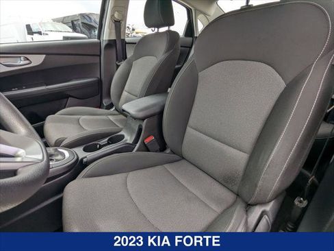 Used 2023 Kia Forte LXS FWD image 20