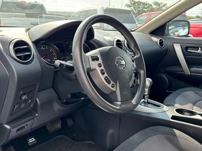 Used 2011 Nissan Rogue SV w/ Premium Pkg AWD/4WD image 17
