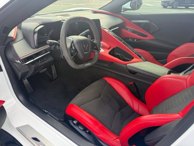 Used 2023 Chevrolet Corvette Z06 w/ Z07 Performance Package RWD image 17