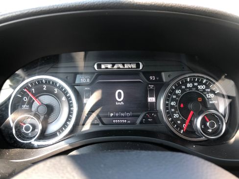 Used 2019 RAM 1500 Laramie image 19