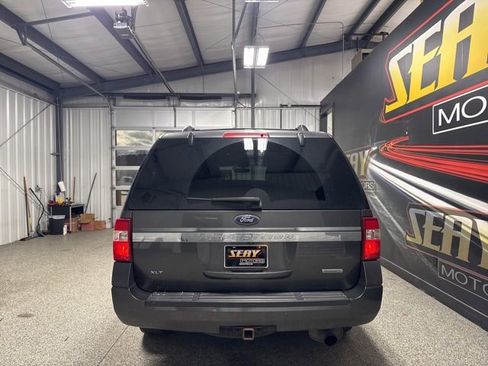 Used 2017 Ford Expedition XLT w/ Equipment Group 202A image 16