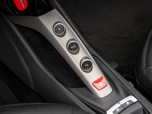Used 2017 Ferrari 488 Spider RWD image 18