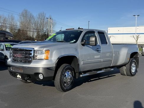 Used 2013 GMC Sierra 3500 SLE image 1