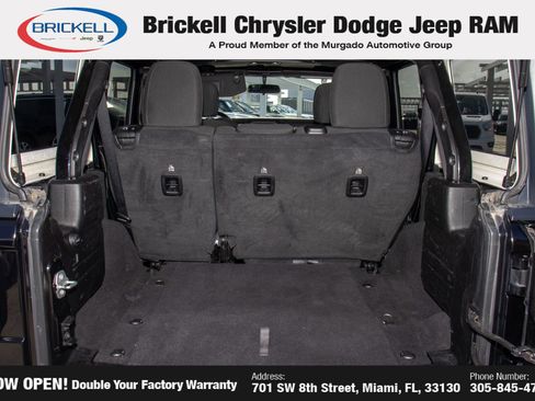 Used 2021 Jeep Wrangler Unlimited Sahara image 10