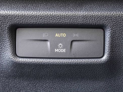 Certified 2026 Volkswagen Tiguan S AWD/4WD image 16
