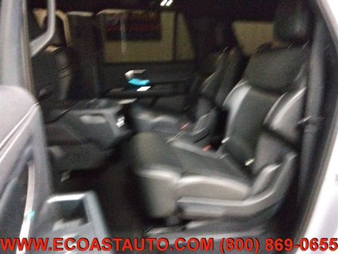 Used 2025 Ford Expedition Max Platinum w/ Stealth Appearance Package AWD/4WD image 13