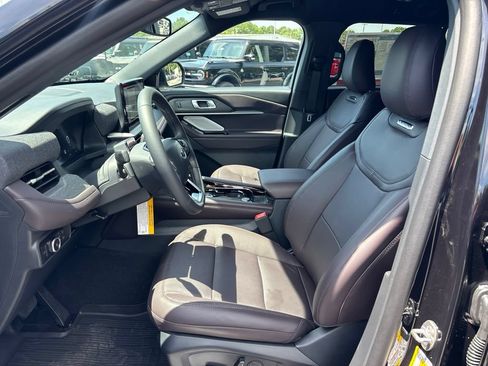 New 2026 Ford Explorer Platinum RWD image 19