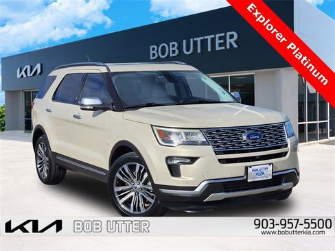 Used 2018 Ford Explorer Platinum image 1