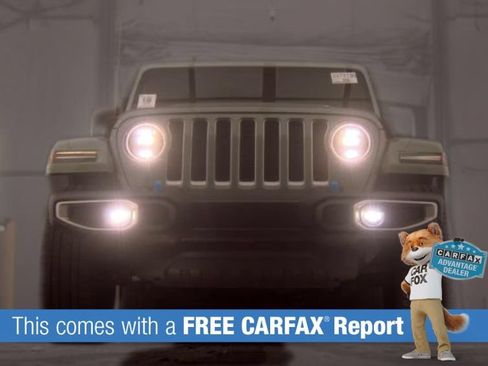 Used 2023 Jeep Wrangler Unlimited Sahara AWD/4WD image 3
