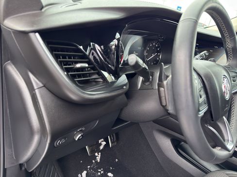 Used 2023 Buick Envision Preferred w/ Sport Touring Package image 15