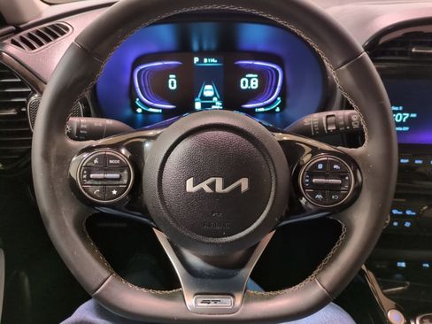 Certified 2023 Kia Soul GT-Line image 18