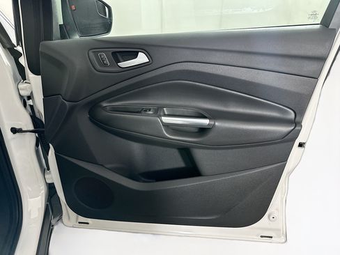 Used 2014 Ford Escape SE FWD image 29