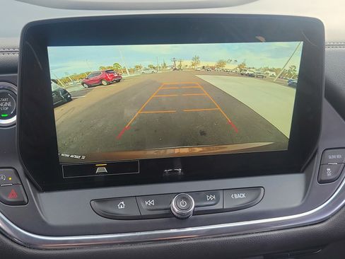 Used 2023 Chevrolet Blazer LT image 24