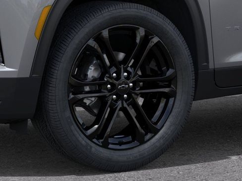 New 2027 Chevrolet Traverse LT FWD image 9