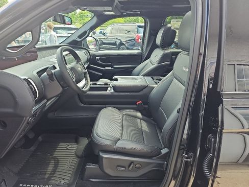 New 2026 Ford Expedition Max Platinum AWD/4WD image 9