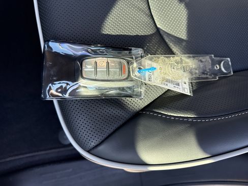 New 2026 Chrysler Pacifica Limited w/ S Appearance Package image 36